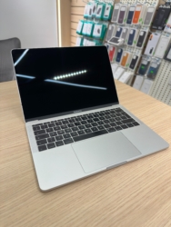 Kasutatud Apple Macbook Pro 2017 13" 8GB/128GB - Silver (Grade A)
